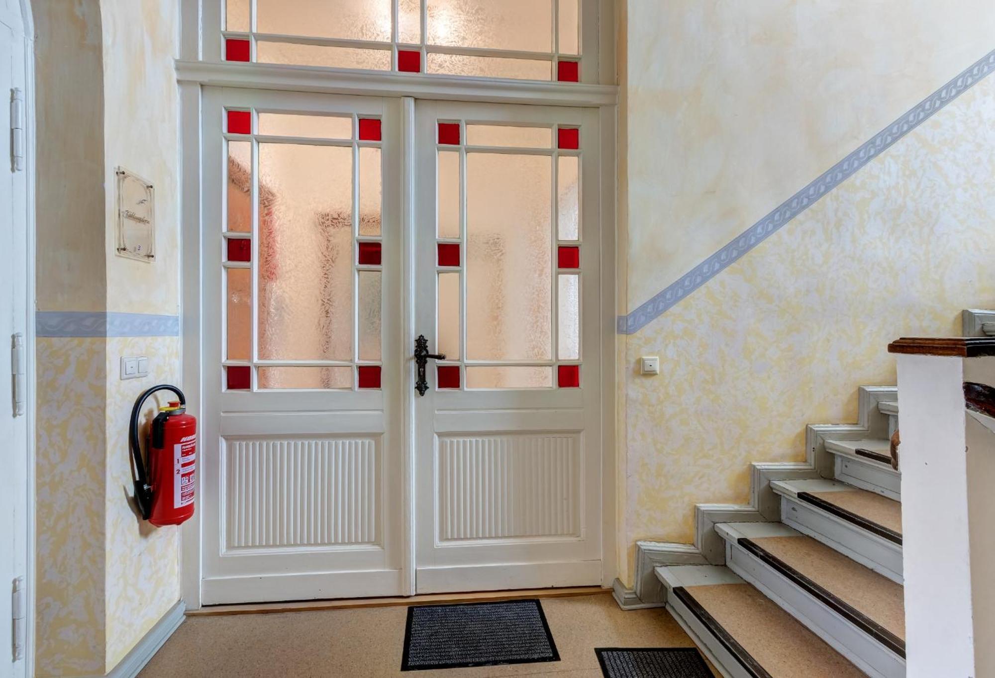 Villa Ahlbeck - Ferienwohnung Kuehlungsborn Heringsdorf  Exterior photo